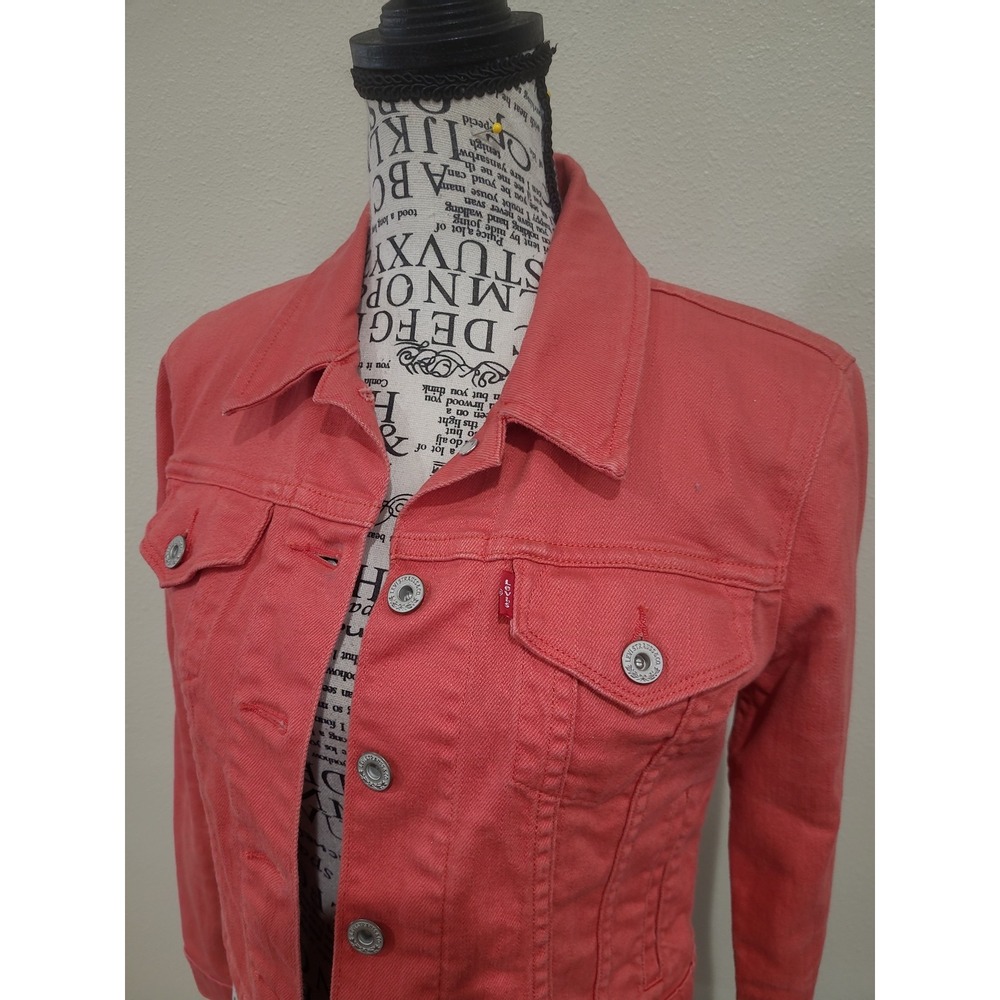 Levi Women SZ  XS Faded Red Trucker Jean Jacket Boho Cowgirl Coastal‎ Casual - Picture 3 of 12